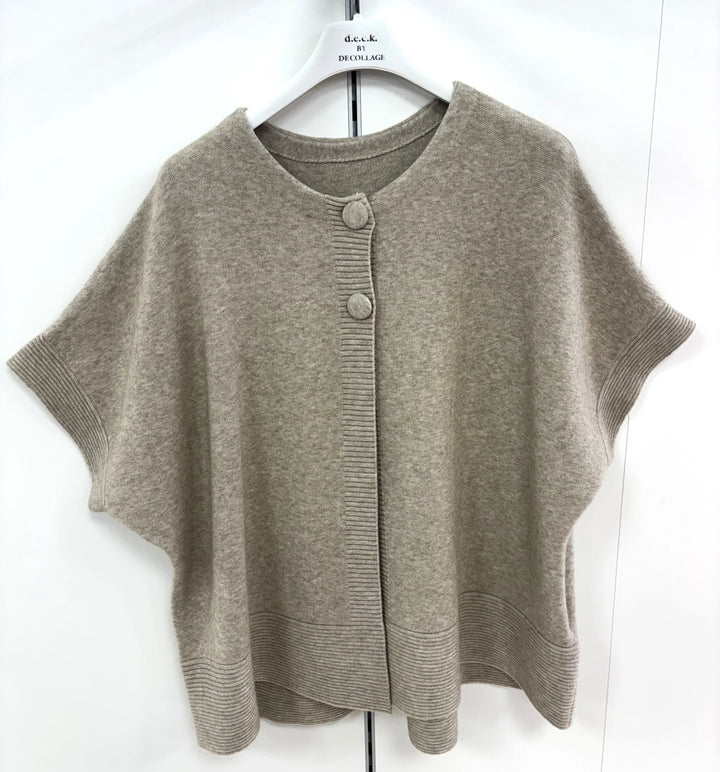 Decollage Beige Sleeveless Cardigan