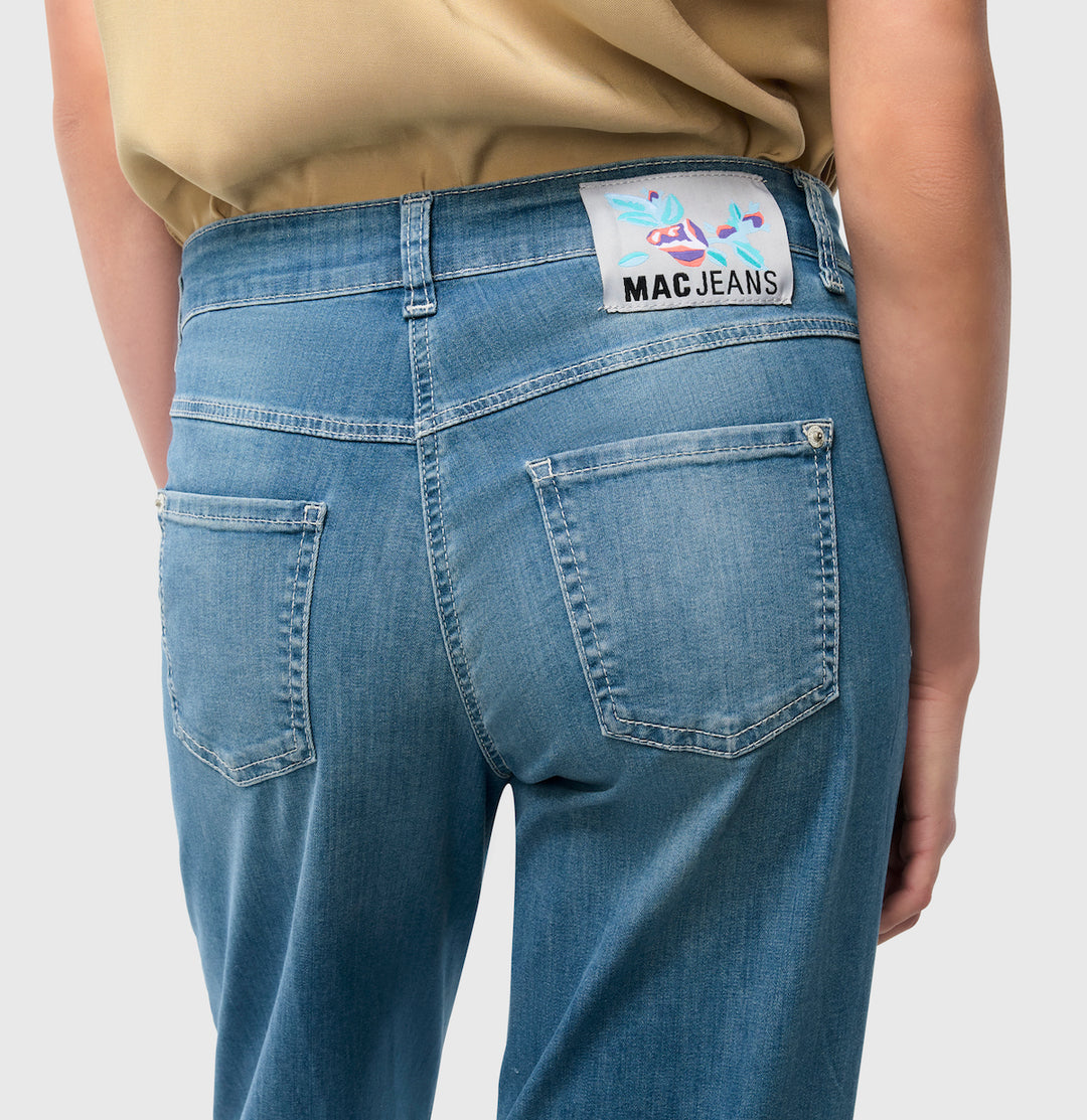 Mac Jeans Dream Wide Mid Blue Wash Dream Wonder Light Denim Jeans